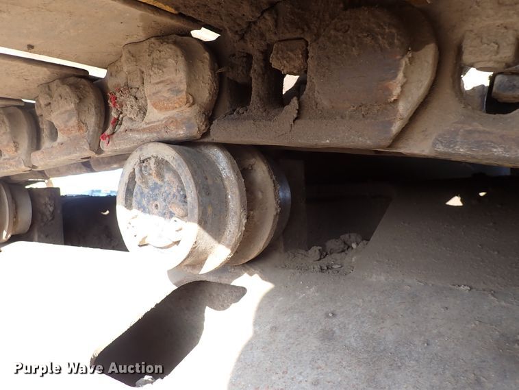 image for item DN2448 2004 Caterpillar 330C  excavator