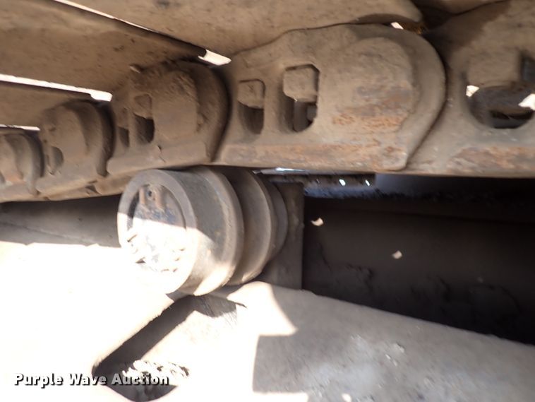 image for item DN2448 2004 Caterpillar 330C  excavator