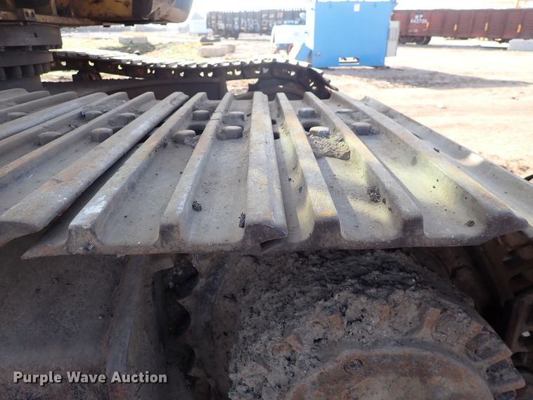 image for item DN2448 2004 Caterpillar 330C  excavator