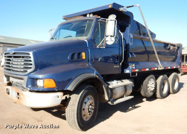 image for item DN2527 2007 Sterling LT8500  dump truck