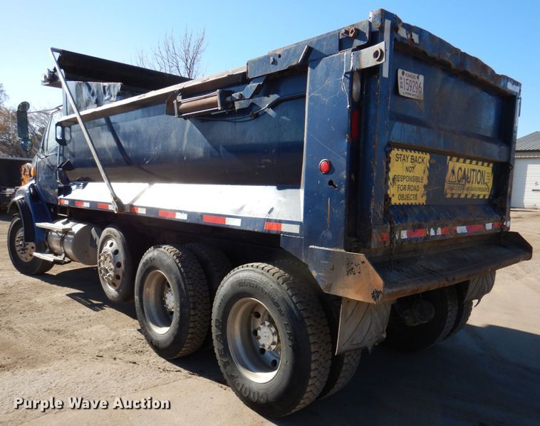 image for item DN2527 2007 Sterling LT8500  dump truck