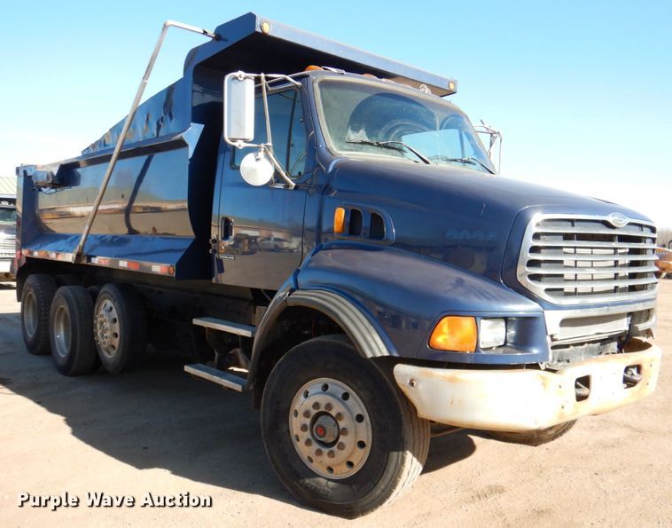 image for item DN2527 2007 Sterling LT8500  dump truck