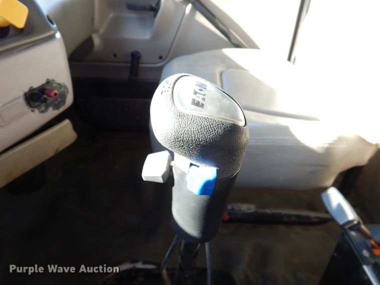 image for item DN2527 2007 Sterling LT8500  dump truck