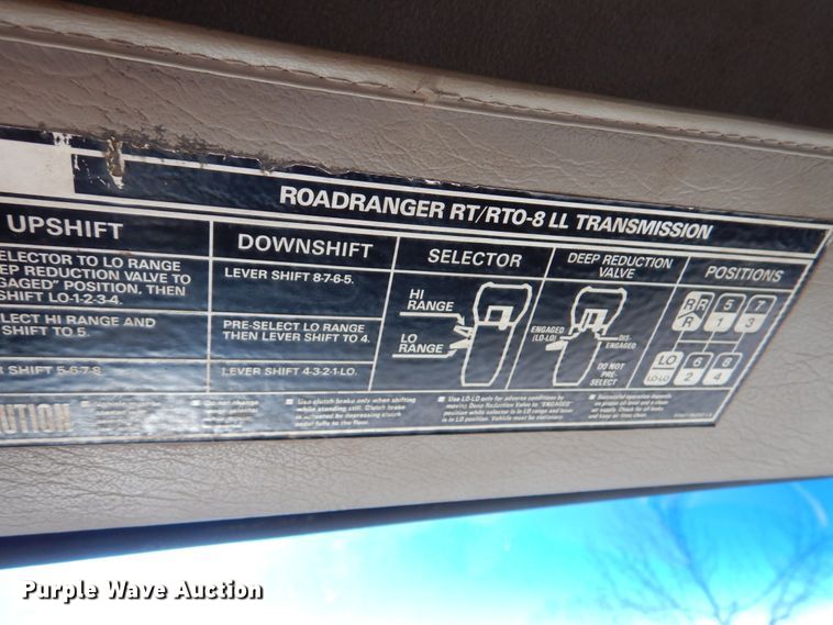 image for item DN2527 2007 Sterling LT8500  dump truck