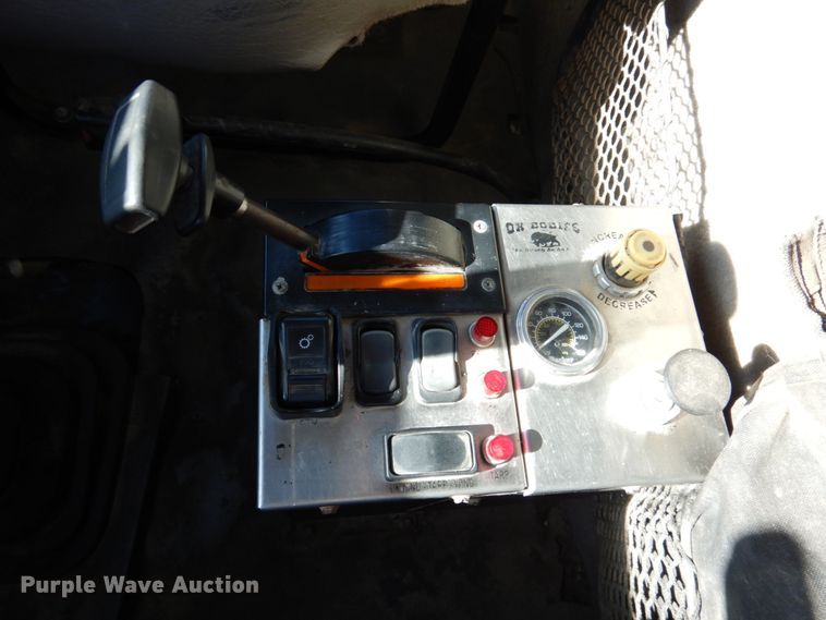 image for item DN2527 2007 Sterling LT8500  dump truck