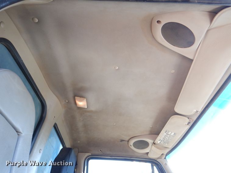 image for item DN2527 2007 Sterling LT8500  dump truck