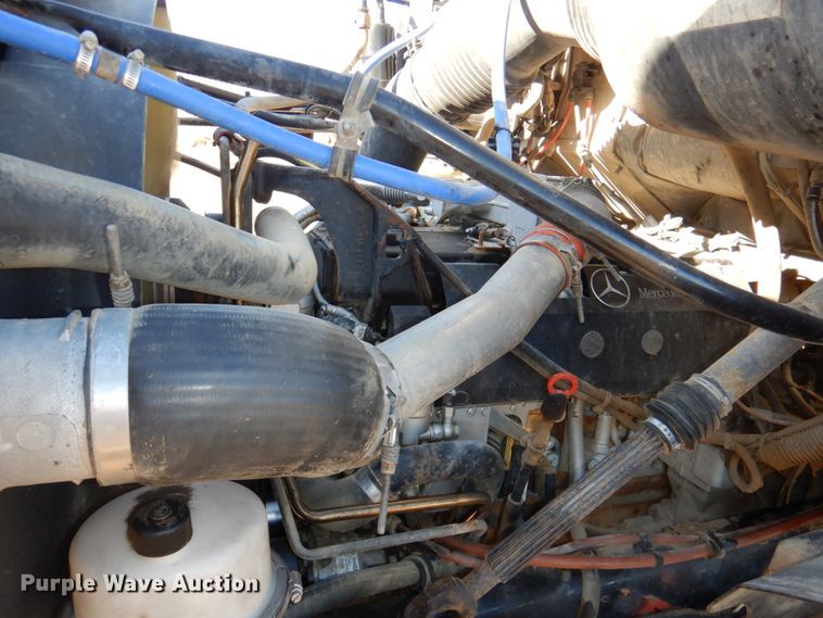 image for item DN2527 2007 Sterling LT8500  dump truck