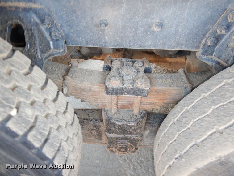 image for item DN2527 2007 Sterling LT8500  dump truck