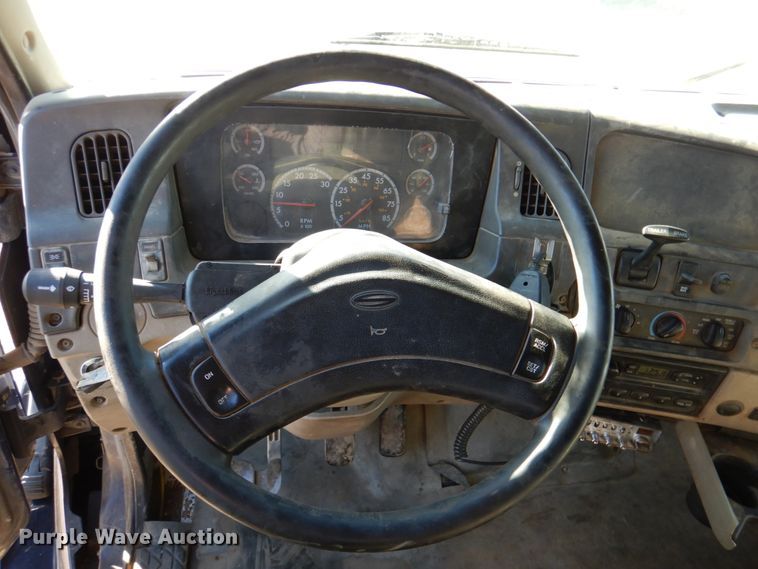 image for item DN2529 2007 Sterling LT8500  dump truck