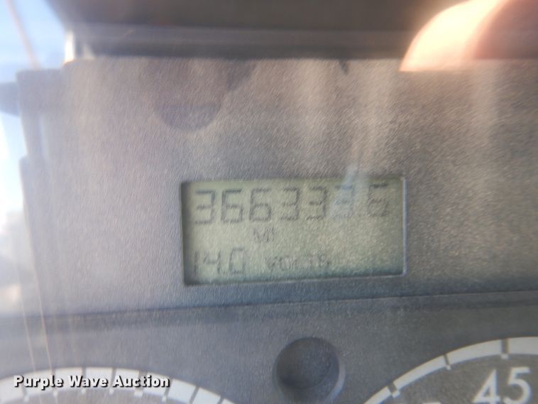 image for item DN2529 2007 Sterling LT8500  dump truck