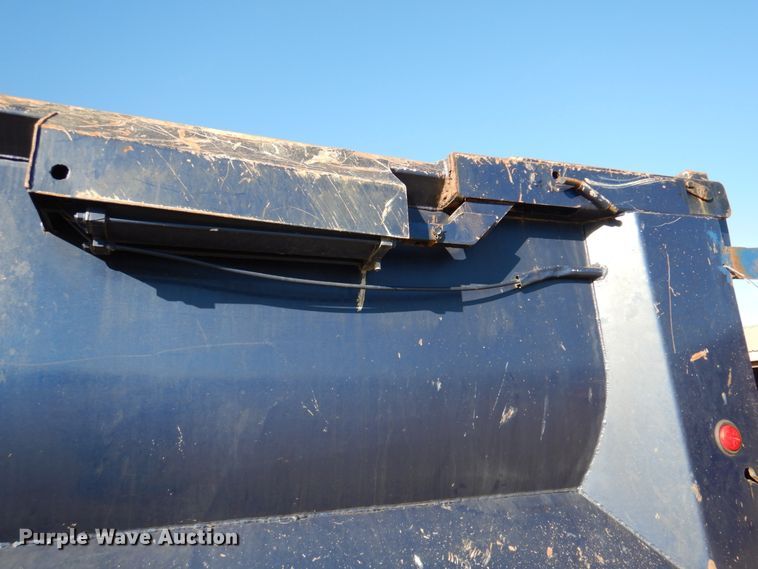 image for item DN2529 2007 Sterling LT8500  dump truck