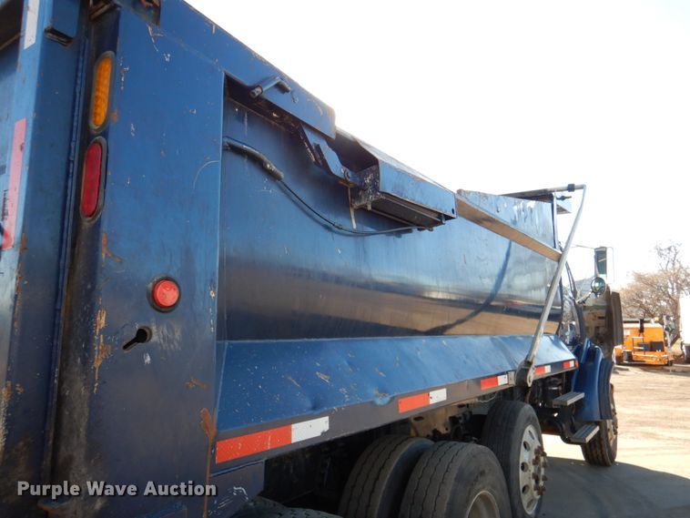 image for item DN2529 2007 Sterling LT8500  dump truck