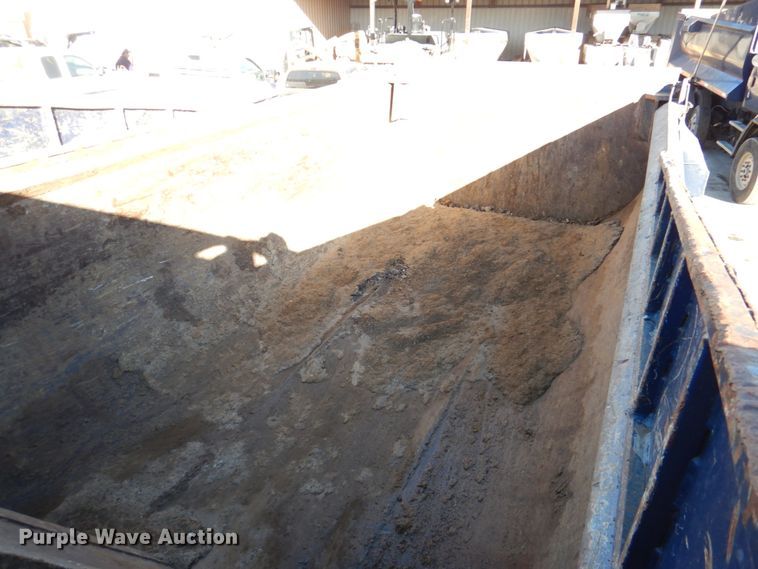 image for item DN2529 2007 Sterling LT8500  dump truck