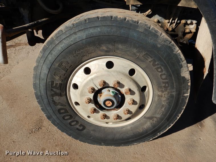 image for item DN2529 2007 Sterling LT8500  dump truck