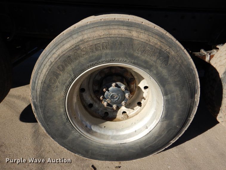 image for item DN2529 2007 Sterling LT8500  dump truck