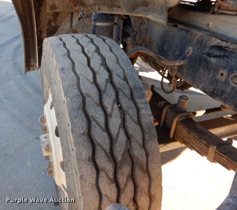 image for item DN2529 2007 Sterling LT8500  dump truck