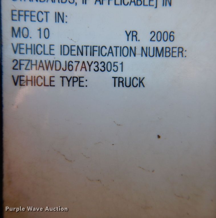 image for item DN2529 2007 Sterling LT8500  dump truck