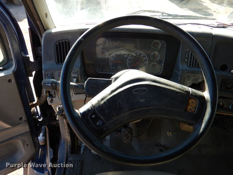 image for item DN2530 2007 Sterling LT8500  dump truck