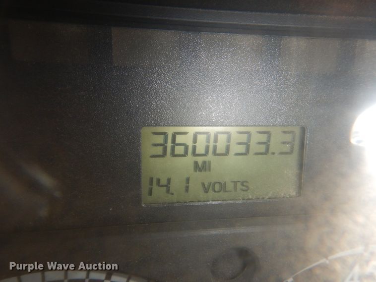 image for item DN2530 2007 Sterling LT8500  dump truck