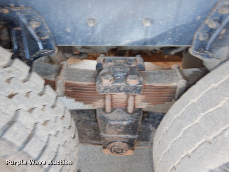 image for item DN2530 2007 Sterling LT8500  dump truck