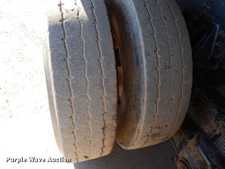 image for item DN2530 2007 Sterling LT8500  dump truck