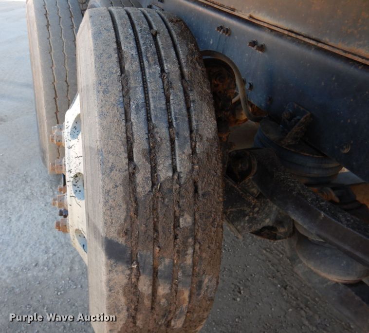 image for item DN2530 2007 Sterling LT8500  dump truck