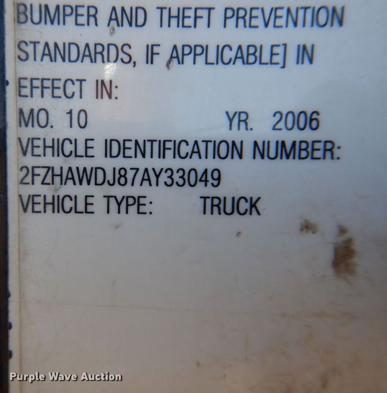 image for item DN2530 2007 Sterling LT8500  dump truck