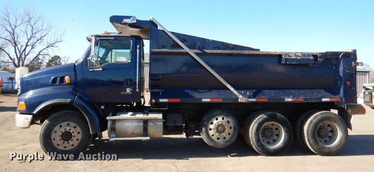 image for item DN2537 2007 Sterling LT8500  dump truck