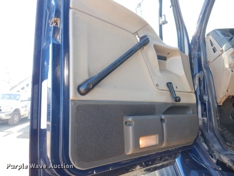 image for item DN2537 2007 Sterling LT8500  dump truck