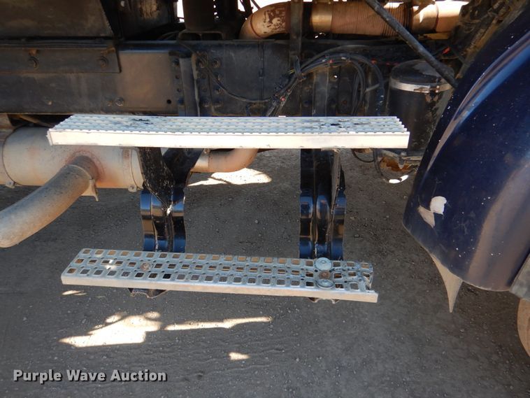 image for item DN2537 2007 Sterling LT8500  dump truck