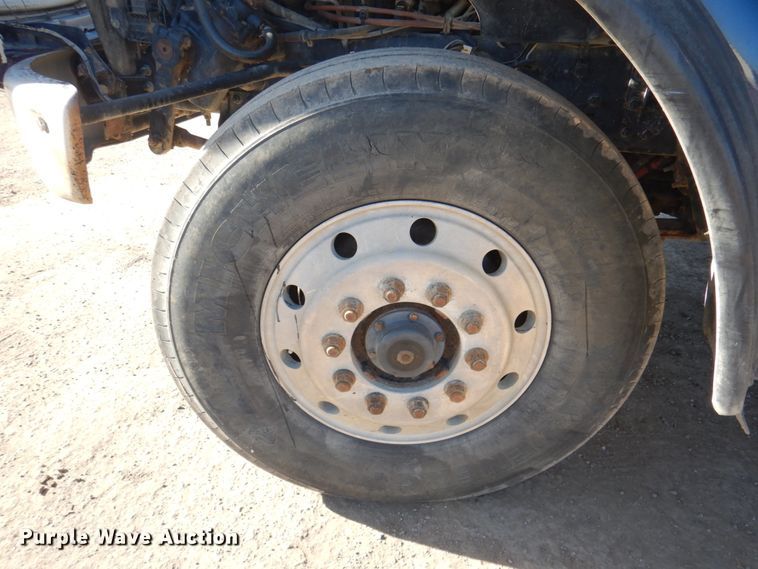 image for item DN2537 2007 Sterling LT8500  dump truck