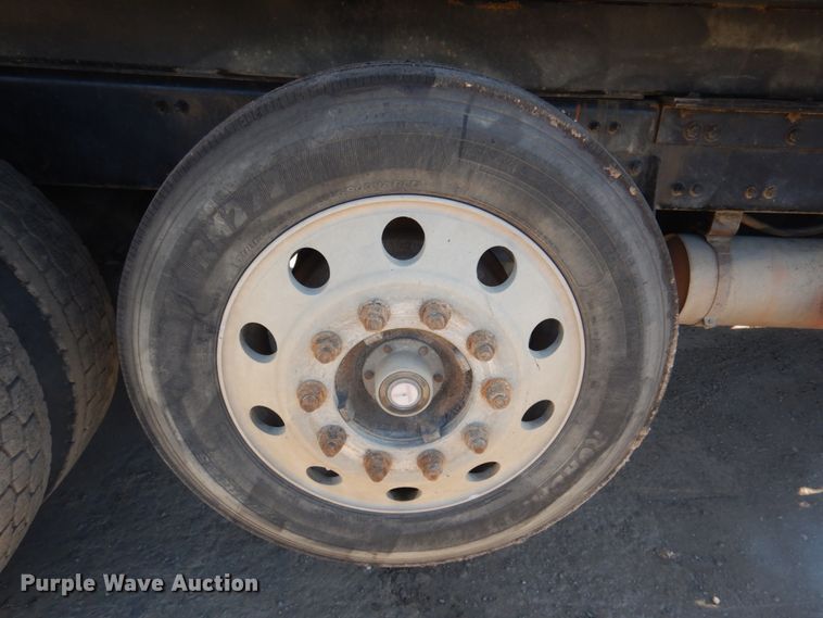 image for item DN2537 2007 Sterling LT8500  dump truck