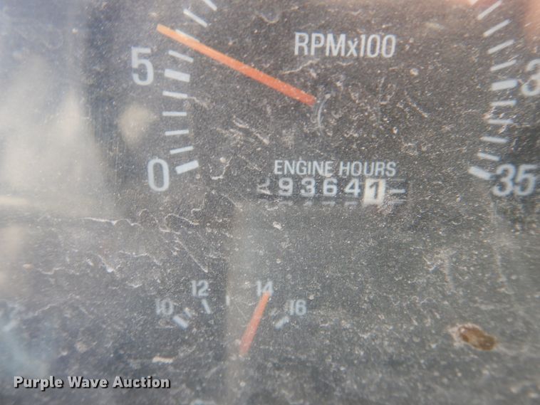 image for item DN2558 2001 Sterling AT9500  semi truck