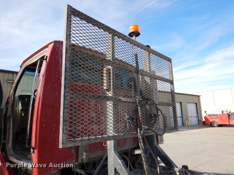 image for item DN2558 2001 Sterling AT9500  semi truck