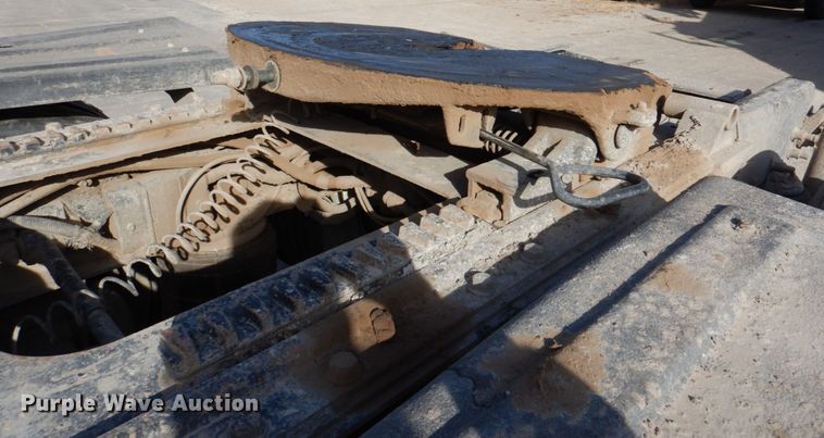 image for item DN2558 2001 Sterling AT9500  semi truck