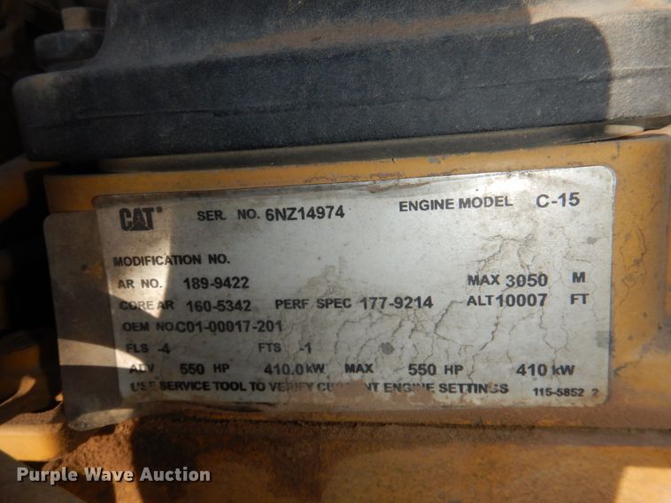 image for item DN2559 2001 Sterling L-Line  semi truck