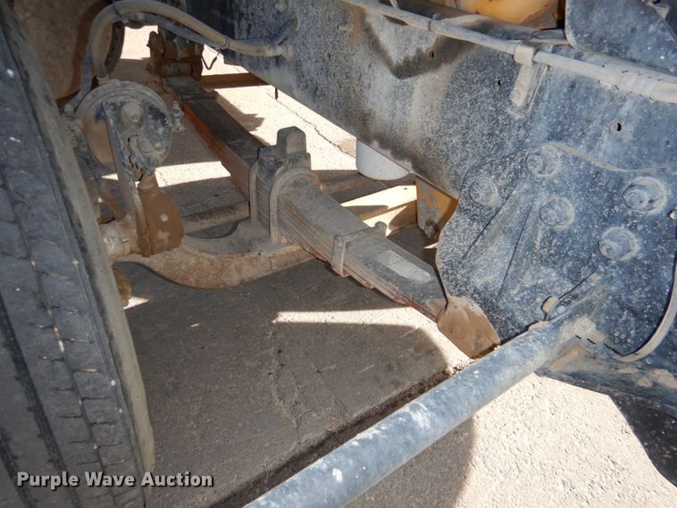 image for item DN2559 2001 Sterling L-Line  semi truck