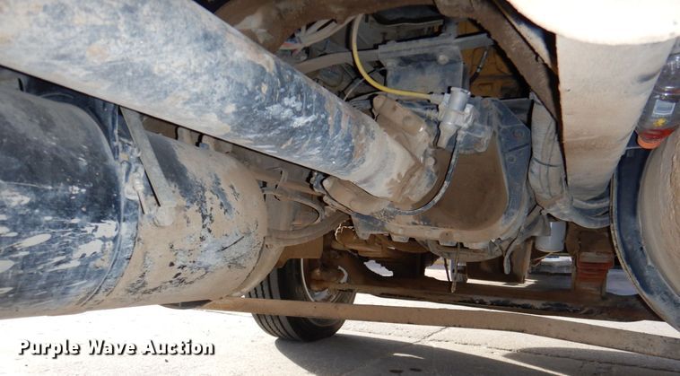 image for item DN2559 2001 Sterling L-Line  semi truck