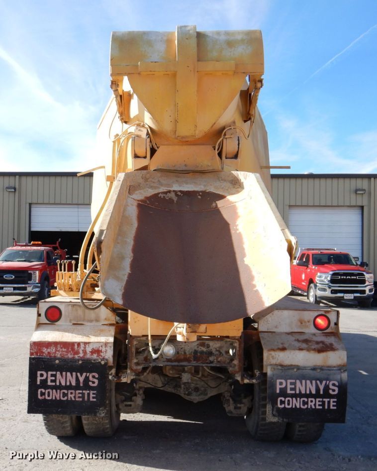 image for item DN2560 2000 Mack DM690S  ready mix truck