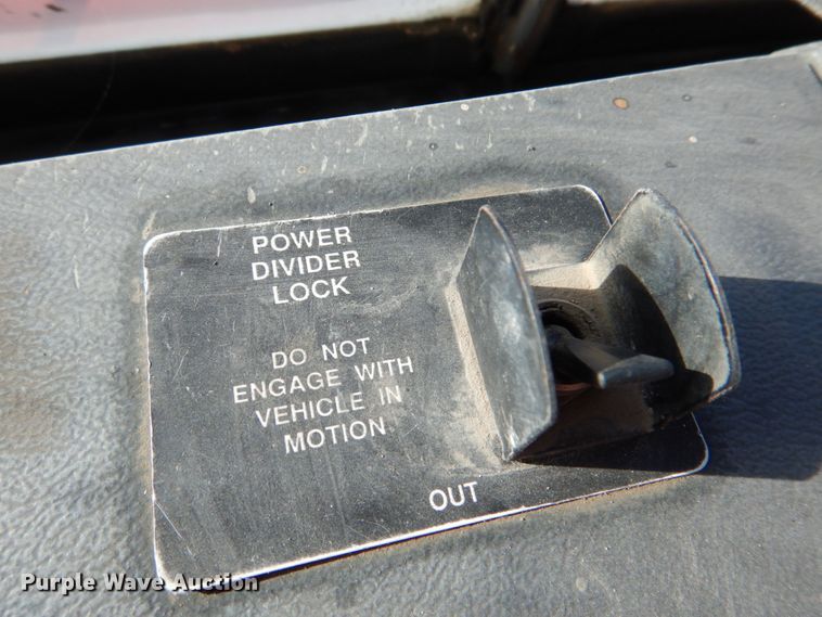 image for item DN2560 2000 Mack DM690S  ready mix truck