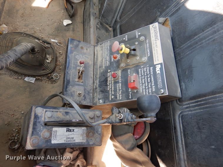 image for item DN2560 2000 Mack DM690S  ready mix truck