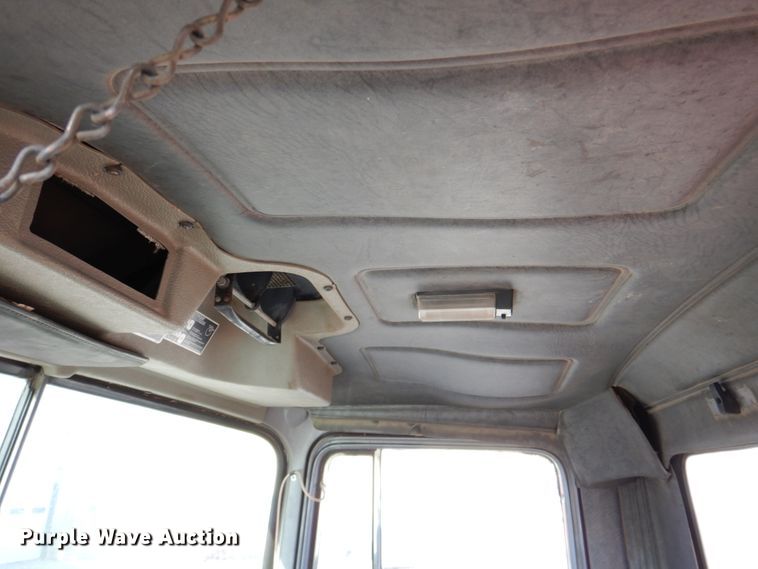 image for item DN2560 2000 Mack DM690S  ready mix truck