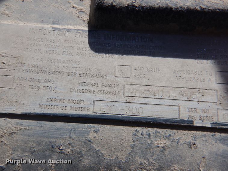 image for item DN2560 2000 Mack DM690S  ready mix truck