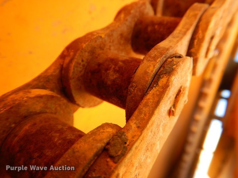 image for item DN2560 2000 Mack DM690S  ready mix truck