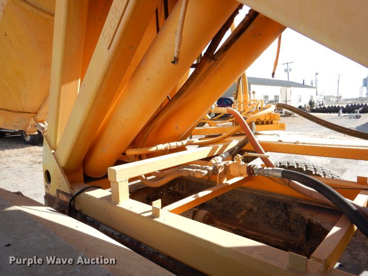 image for item DN2560 2000 Mack DM690S  ready mix truck