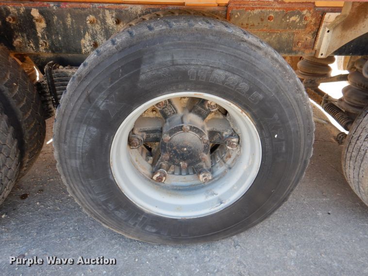 image for item DN2560 2000 Mack DM690S  ready mix truck