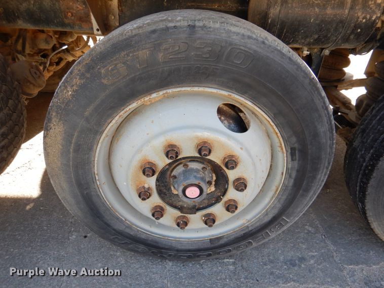 image for item DN2560 2000 Mack DM690S  ready mix truck