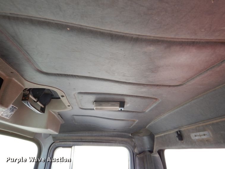 image for item DN2563 2000 Mack DM690S  ready mix truck