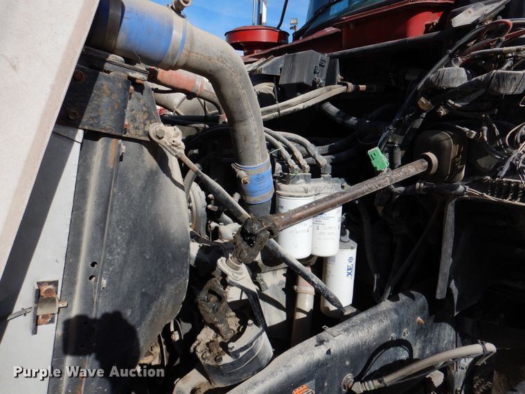 image for item DN2563 2000 Mack DM690S  ready mix truck