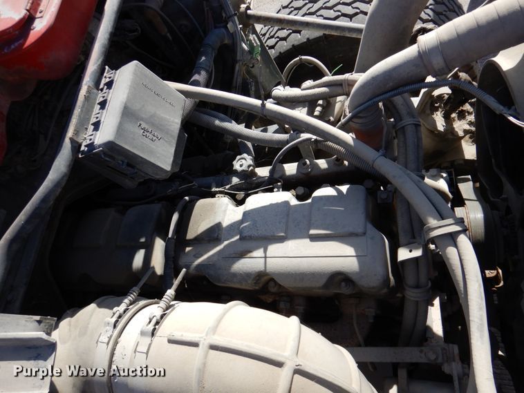 image for item DN2563 2000 Mack DM690S  ready mix truck